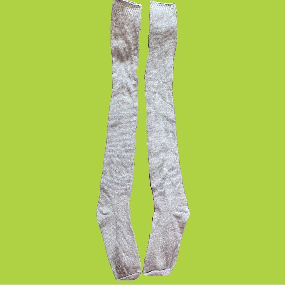 OS never used :) ( if the bottom of the socks looks dirty is the shadow)